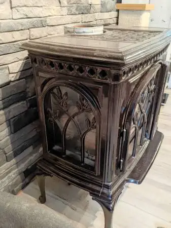 32000 BTU Lopi Tree of Life Enamel 3 sided glass gas stove