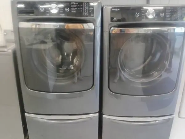 Maytag Maxima Front Load Washer & Dryer Set (Charcoal)