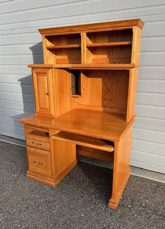 More Small & Medium Size Desk (s) at Creative Bargains