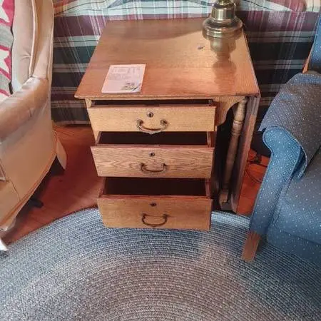 desk side drop
