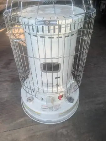 kerosene heater in excellent condition