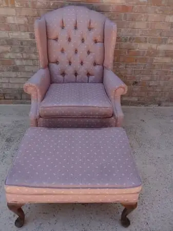 ROWE Furniture COMPANY - Matching Rose Colored Chair and Ottoman