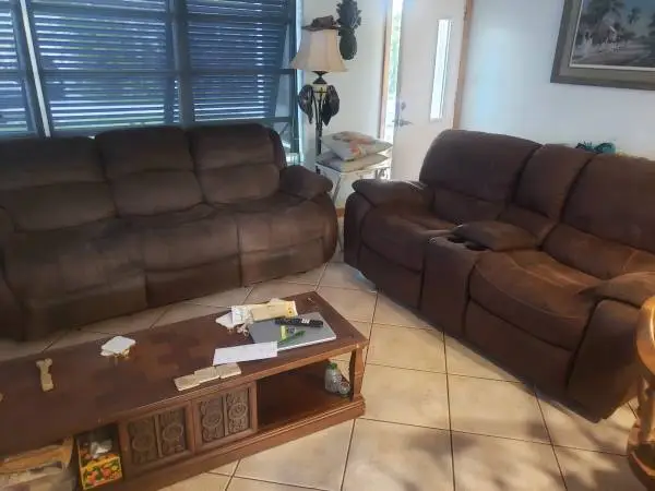 Reclining Sofa & loveseat
