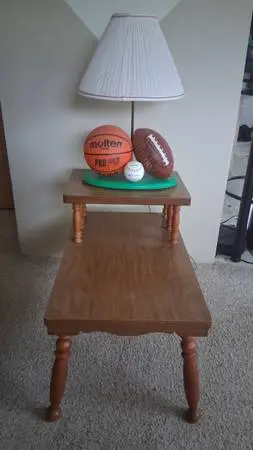 Kids lamp and table