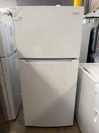 New Frigidaire Top Mount Refrigerator