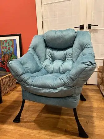Bran New Plush Comfy Chair & Ottoman