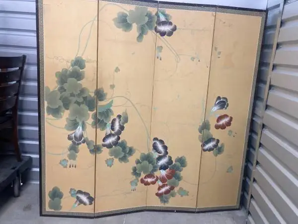 Room Partition/divider,quality silk,4 section,vintage,hand painted.