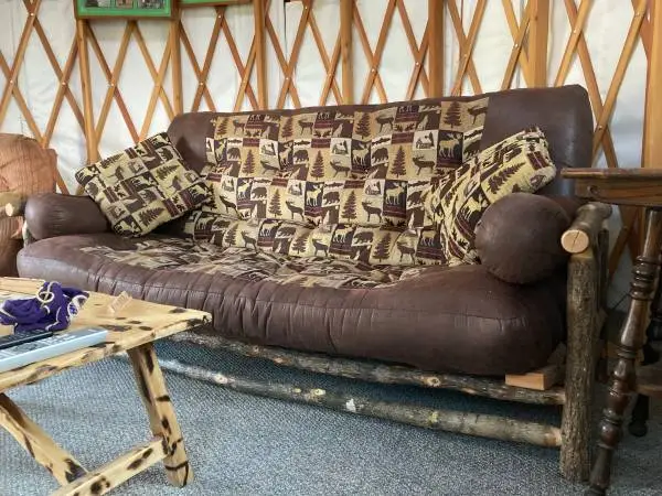 Couch/Futon