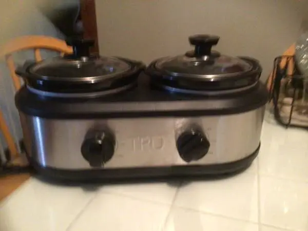 2 mini pot crockpot buffet