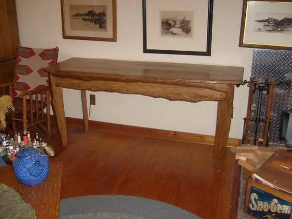 table server live edge