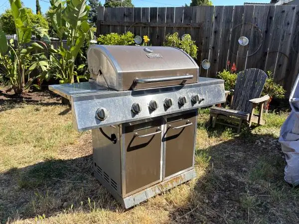 Dyna-Glo Platinum Outdoor BBQ Grill