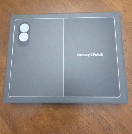 Samsung Galaxy Z Fold 8