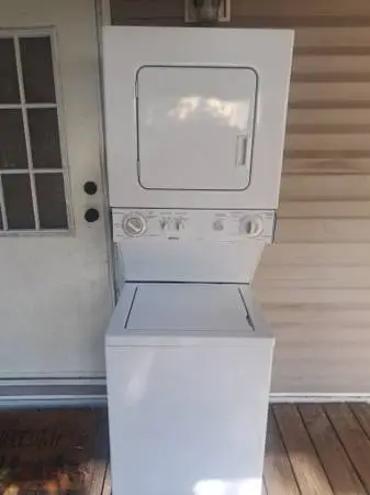 Kenmore 24 inch Stackable Washer and Electric Dryer $380