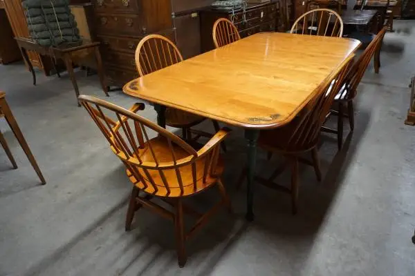 Hitchcock Table & 6 Chairs