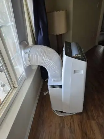Midea Air Conditioner and Heat