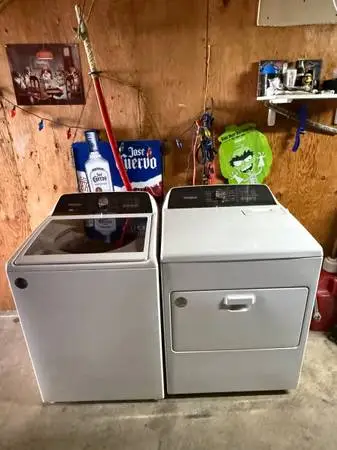 Whirlpool washer and electric dryer 6 months old