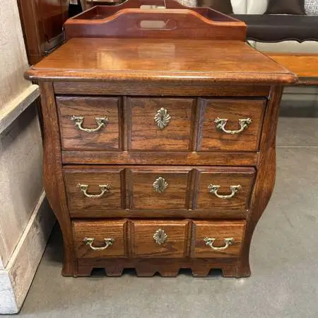 Vintage Hickory 3 Drawer Chest - 23X18X24H