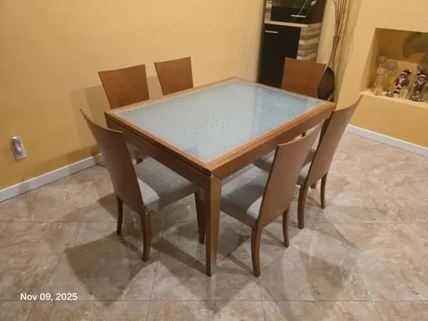 CALLIGARIS (ITALY) DINING ROOM SET, EXTENDABLE TABLE AND 6 CHAIRS