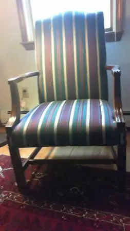 UPHOLSTERED LIVING ROOM  CHAIR  MARTHA WASHINGTON CHIPPENDALE