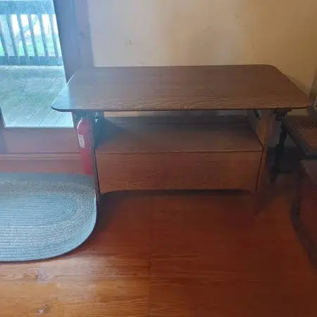 bench/table