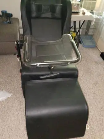 Chill-Out therapeutic chair with tray