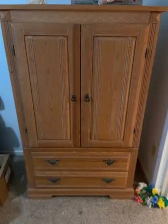 Armoire in Excellent Shape - left over from estate sale