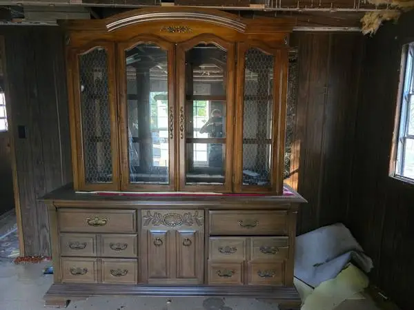 China hutch