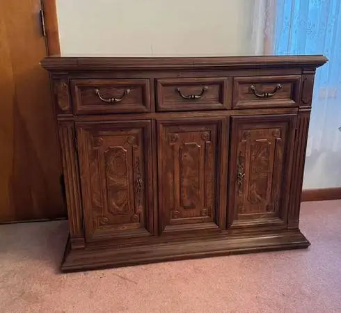 Sideboard