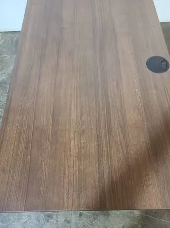 Electric desk