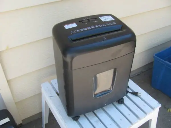 Bonsaii 8 Sheet Crosscut Paper Shredder