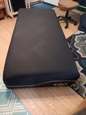 two Twin XL 14 thick mattresss