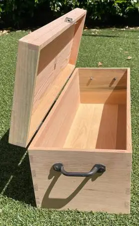 Small wood chest