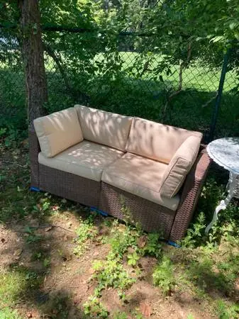 MUST GO!!! Brown Resin Outdoor Patio Love Seat WITH Cushions