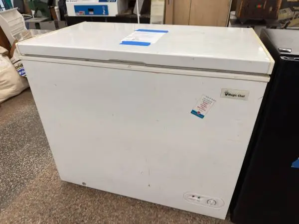 Magic Chef HMCF7W1 6.8 Cu. Ft. Chest Freezer