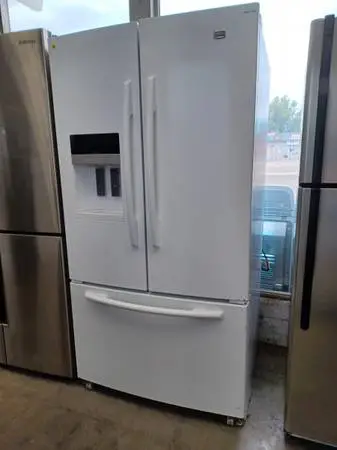 MAYTAG white French door refrigerator 36