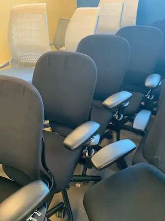 Office Chairs Steelcase Leap V2
