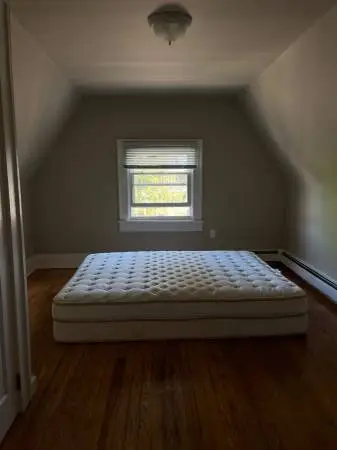 (NEW) Saatva Classic Queen Mattress