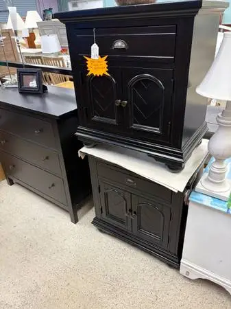 HUGE SALE Black King Bedroom Set