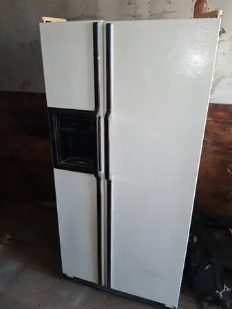 Double door working refrigerator