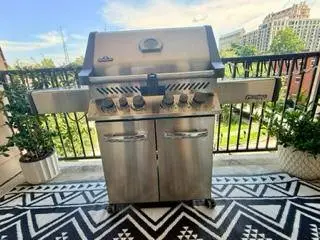 Napoleon Prestige 500 Premium Gas Grill w/ Rotisserie & Infrared Burne