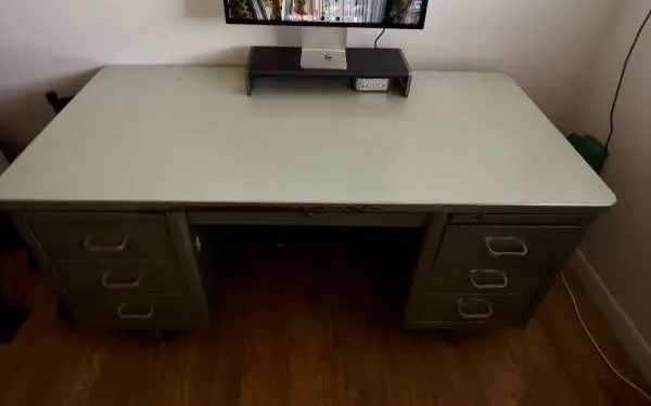 HEAVY DUTY Tanker Desk
