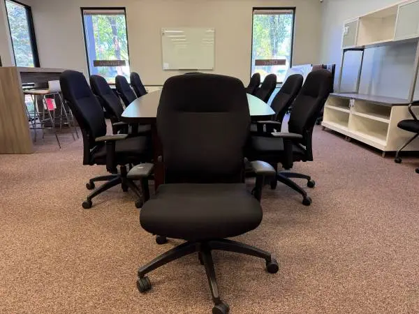 Office Chairs / Savera Task Chair by Teknion | 85 Available