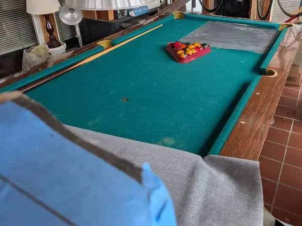 3x7 valley brand pool table $ FREE