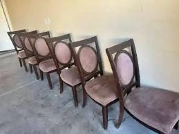 Dining chairs 6 total