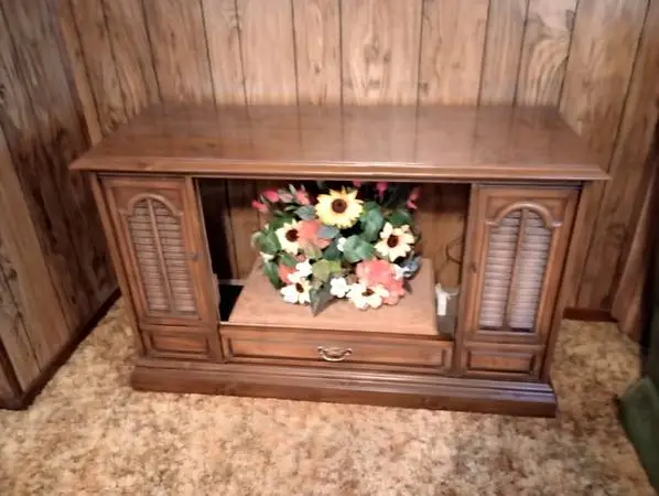 TV Cabinet