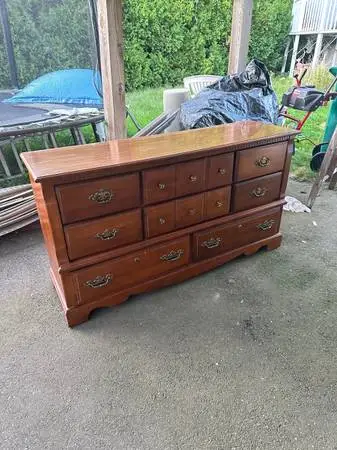 Dresser