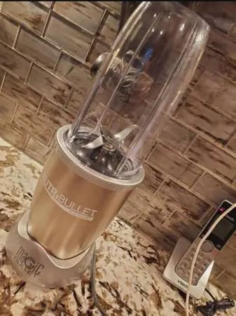 NUTRIBULLET LARGER AND STRONGER EDITION