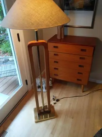 Modeline Style MCM Sculpted Floor Lamp