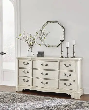 NEW Ashley Arlendyne 9 Drawer Dresser