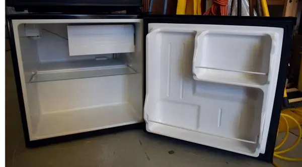 Haier 1.7 Cu Ft Mini Refrigerators with Freezer